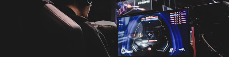 DOTA2国际邀请赛TI赛事现场 - 冠军战队举起不朽盾